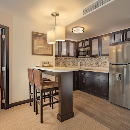 Staybridge Suites Silao By Ihg Extérieur photo